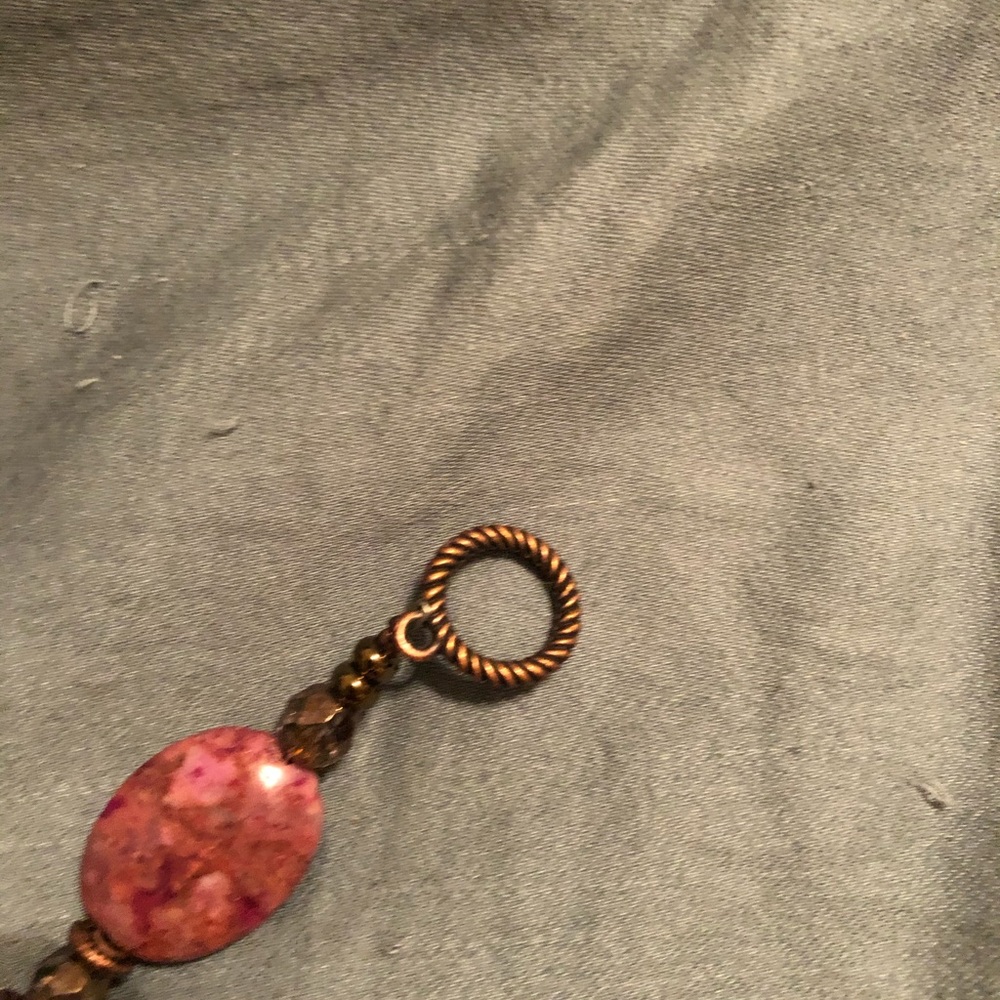Ruby colored bracelet - Picture 4 of 4